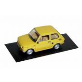 Macheta auto FIAT POLSKI 126P (1973) 1:43 galben IXO