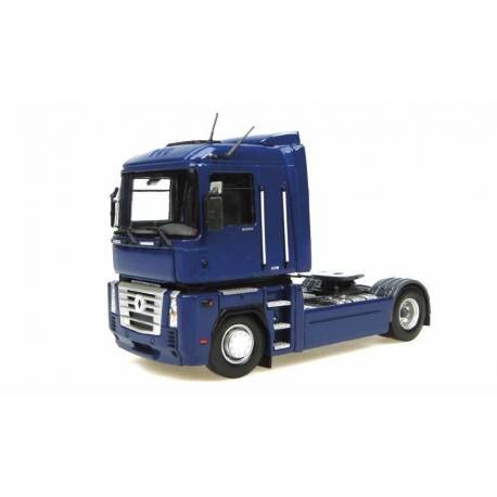 Macheta auto RENAULT MAGNUM 500AE (1990) 1:50 albastru Universal Hobbies