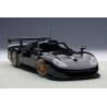 Macheta auto Porsche 911 GT1 (1997) 1:18 negru AutoArt