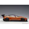 Macheta auto ASTON MARTIN Vulcan (2015) 1:18 orange-negru