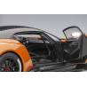 Macheta auto ASTON MARTIN Vulcan (2015) 1:18 orange-negru