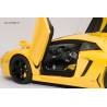 Macheta auto LAMBORGHINI Aventador LP700-4 (2011) 1:43 galben AutoArt