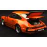 Macheta auto PORSCHE 911 Carrera 3.2 (1984) 1:43 orange Kyosho Models