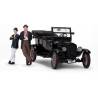 Macheta auto FORD model T (1925) cu figurine Stan si Bran 1:24 negru Sun Star Models