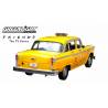 Macheta auto CHECKER TAXI - Friends (1977) 1:18 galben Greenlight Collectibles