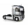 Macheta auto RENAULT MAGNUM (1990) 1:50 versiune cromata Universal Hobbies