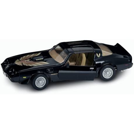 Macheta auto PONTIAC Firebird Trans Am (1979) 1:18 negru Lucky Die Cast