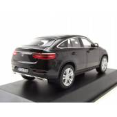 Macheta auto MERCEDES-BENZ GLE Coupe (2015) 1:43 negru Norev