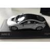 Macheta auto BMW i8 (2013) 1:43 alb-gri Paragon