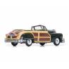 Macheta auto CHRYSLER Town and Country Convertible (1947) 1:43 verde Sun Star Models