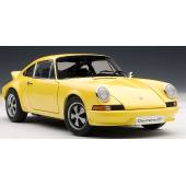 Macheta auto PORSCHE 911 Carrera RS 2.7 (1973) 1:18 galben