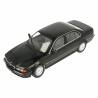 Macheta auto BMW 740i (E38) (1994) 1:18 negru KK Scale