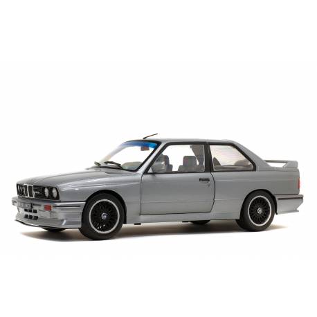 Macheta auto BMW M3 (E30) (1990) 1:18 argintiu Solido