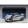 Macheta auto ASTON MARTIN DB11 (2017) 1:18 Skyfall Silver