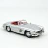 Macheta auto MERCEDES-Benz 300 SL (W198) Roadster (1957) 1:18 argintiu